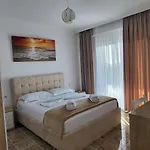 Apartamento Fishta Q5 24