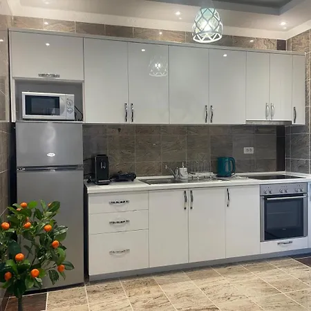Fishta Q5 24 Apartment Velipoje